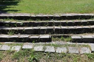 Treppe zum Auf- und Absteigen. foto