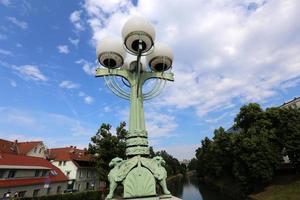 Laterne - ein Gerät zur nächtlichen Beleuchtung der Straße foto