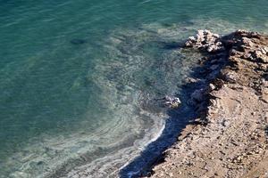 das tote meer ist ein salzsee zwischen israel, jordanien und dem westufer des jordaniens. foto