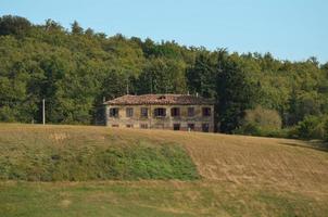 Verfallene Villa in der Toskana foto