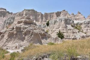 Badlands Notch Trail mit trockener, trockener Landschaft foto