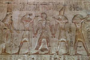 Szene aus dem Abydos-Tempel in Madfuna, Ägypten foto