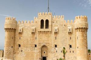 zitadelle von qaitbay in alexandria, ägypten foto