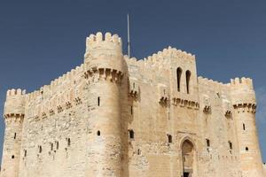 zitadelle von qaitbay in alexandria, ägypten foto