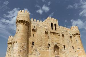 zitadelle von qaitbay in alexandria, ägypten foto