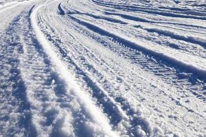 schlammige Straße, Winter foto