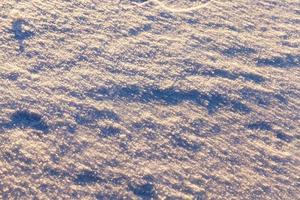 Schneeverwehungen im Winter Schnee fotografiert in der Wintersaison, die nach einem Schneefall auftauchte. Nahansicht, foto