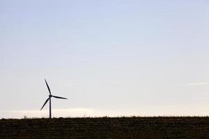 Windkraftanlagen für die Produktion foto