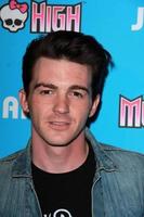 los angeles, mar 26 - drake bell auf der just jared s throwback donnerstag party auf der moonlight rollerway am 26. märz 2015 in glendale, ca foto