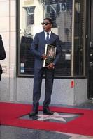 los angeles, oktober 10 - kenny babyface edmonds bei der kenny babyface edmonds hollywood walk of fame star zeremonie auf dem hollywood boulevard am 10. oktober 2013 in los angeles, ca foto