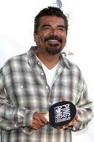 Los Angeles, 30. Juli - George Lopez bei Clayton Kershaws 3. jährlichem Ping-Pong-4-Zweck im Dodger Stadium am 30. Juli 2015 in Los Angeles, ca foto