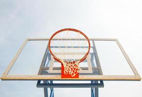 Basketballkorb und Netz foto