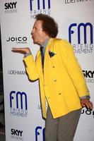 los angeles, 1. juli - richard simmons kommt am 1. juli 2013 im el rey theatre in los angeles, ca., zum anti-mobbing-benefizkonzert der freundesbewegung foto