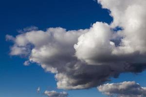 Himmel mit Wolken foto