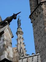 Blick auf die Rückseite der Kathedrale von Barcelona foto