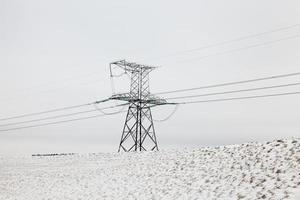 Schneeverwehungen im Winter foto