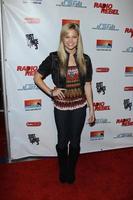 los angeles, feb 15 - olivia holt kommt am 15. februar 2012 zur radio rebel telefilm premiere im amc citywalk stadium 19 in los angeles, ca foto