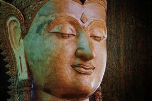 Statue von Buddha Raum für Ihren Text foto