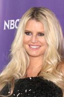 los angeles, 6. jan. - jessica simpson kommt am 6. januar 2012 zur nbc universal all-star winter tca party im athenauem in pasadena, ca foto