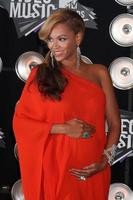 los angeles, 28. aug - beyonce knowles kommt bei den mtv video music awards 2011 im la live am 28. august 2011 in los angeles, ca. an foto