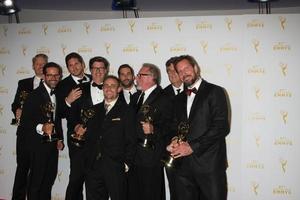 los angeles, 12. september - tödlichster fang produzenten im press room der primetime creative emmy awards im microsoft theater am 12. september 2015 in los angeles, ca foto