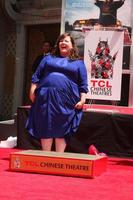 los angeles, 2. juli - melissa mccarthy bei der melissa mccarthy hand- und fußabdruckzeremonie im tcl chinese theater am 2. juli 2014 in los angeles, ca foto