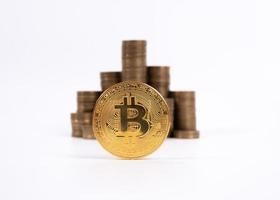 cyripto money mining.bitcoin ist ein digitales Gut, das entwickelt wurde, um in Peer-to-Peer-Transaktionen als Währung zu funktionieren foto