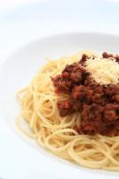 Spaghetti Bolognese isoliert foto