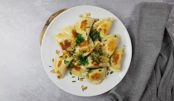 Knödel mit Fleisch foto