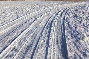 Winterzeit auf der Straße foto