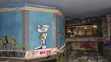 lostplace im Berliner blubb. damals ein Erlebnisbad foto