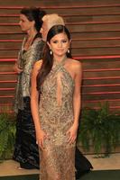 los angeles, mar 2 - selena gomez bei der vanity fair oscar party 2014 auf dem sunset boulevard am 2. märz 2014 in west hollywood, ca foto