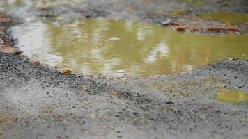 Spiegelung des Himmels im Wasser foto