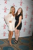 los angeles, aug 15 - sharon case, camryn grimes beim the young and the restless fan club event im universal sheraton hotel am 15. august 2015 in universal city, ca foto