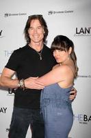 los angeles, 4. aug - ronn moss, devin devasquez bei der the bay red carpet extravaganza in der open air kitchen bar am 4. august 2014 in west hollywood, ca foto