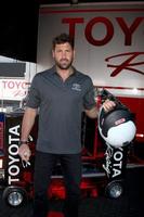 los angeles, 9. april - maksim chmerkovskiy beim toyota proceleb race press day 2013 auf der toyoto grand prix circuit am 9. april 2013 in long beach, ca foto