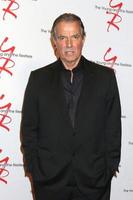 Los Angeles, 8. September - Eric Braeden bei der Young and the Resltless 11.000 Show Feier in der CBS Television City am 8. September 2016 in Los Angeles, ca foto