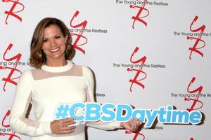 Los Angeles, 8. September - Melissa Claire Egan bei der Young and the Resltless 11.000 Show-Feier in der CBS Television City am 8. September 2016 in Los Angeles, ca foto
