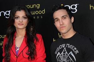 Los Angeles, 20. Mai - Bebe Rexha, Pete Wentz Ankunft bei den Young Hollywood Awards 2011 im Club Nokia at La Live am 20. Mai 2011 in Los Angeles, ca foto