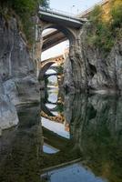 fünf Brücken in der Sedrina-Schlucht foto