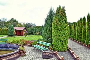 Herbstlandschaft mit leuchtend buntem Laub. Indischer Sommer. foto