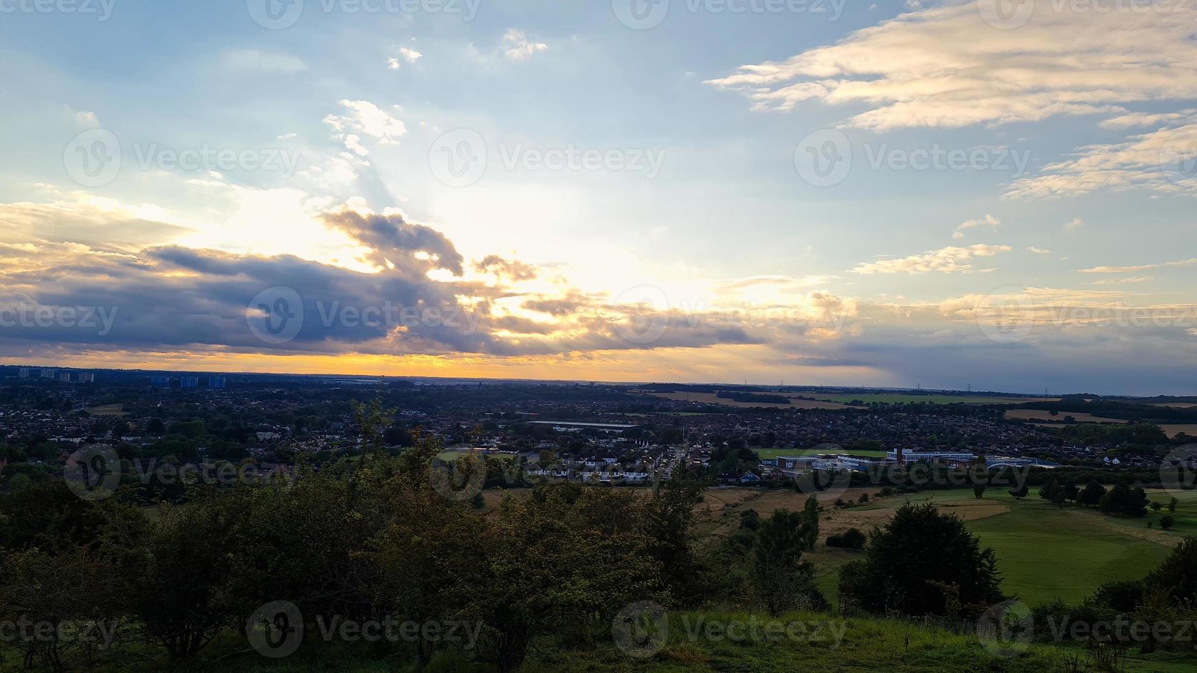 vacker och vacker solnedgångsscen i England, brittiskt landskap foto