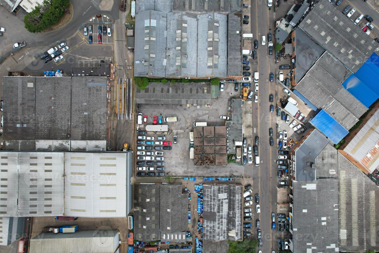 högvinklade flygbilder av dallow industriområde i Luton Town i England, Storbritannien foto