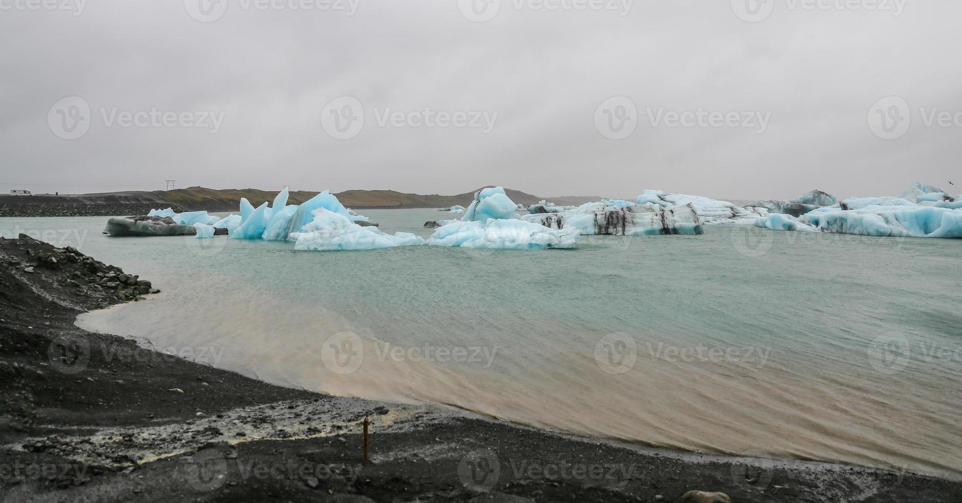 isberg i jokulsarlon glacial flodlagun, island foto