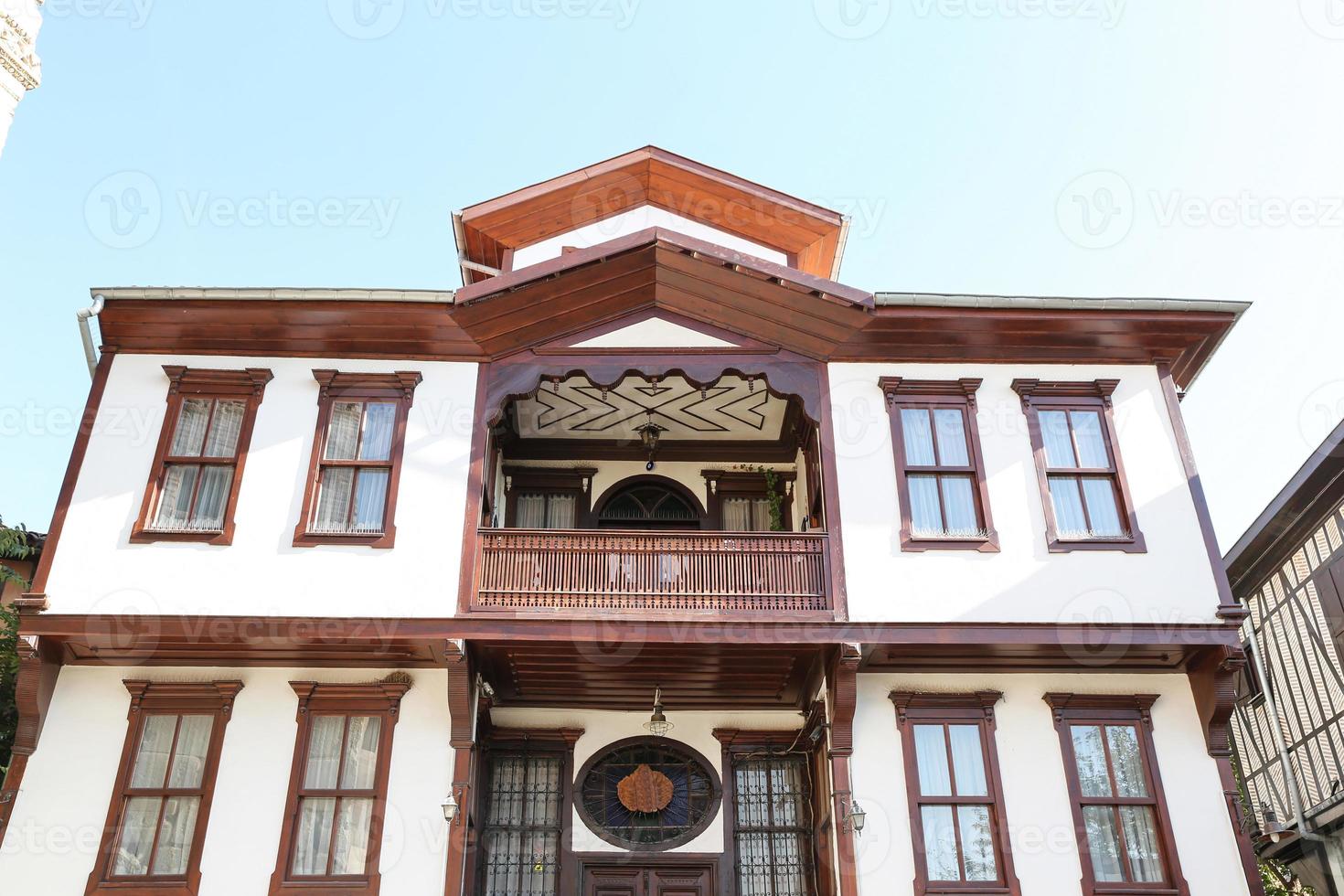 traditionellt turkiskt hus i ankara stad foto