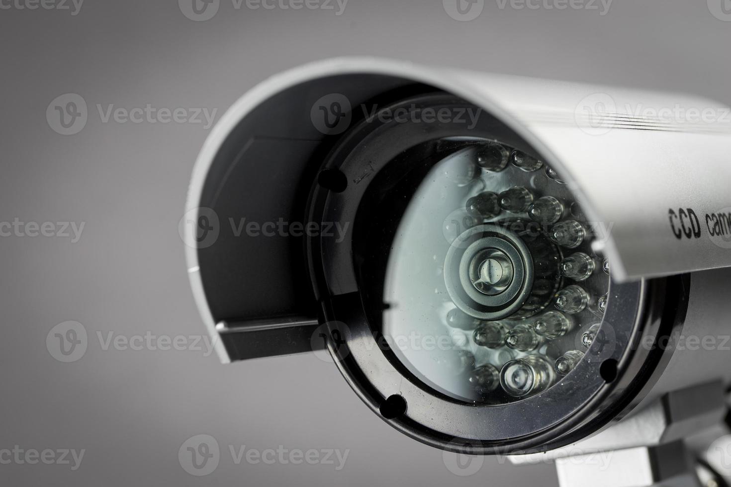 säkerhet cctv-kamera i kontorsbyggnad foto
