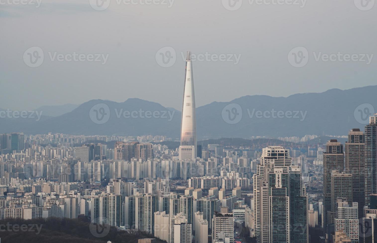 landskapet toppen av ett berg i seoul, korea foto