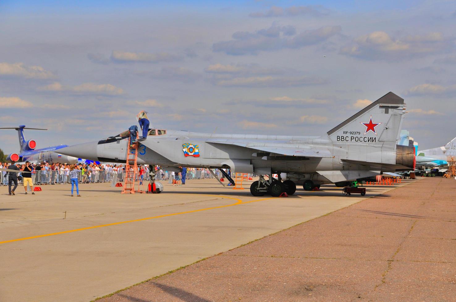 Moskva, Ryssland - augusti 2015 interceptorflygplan mig-31 foxhound foto