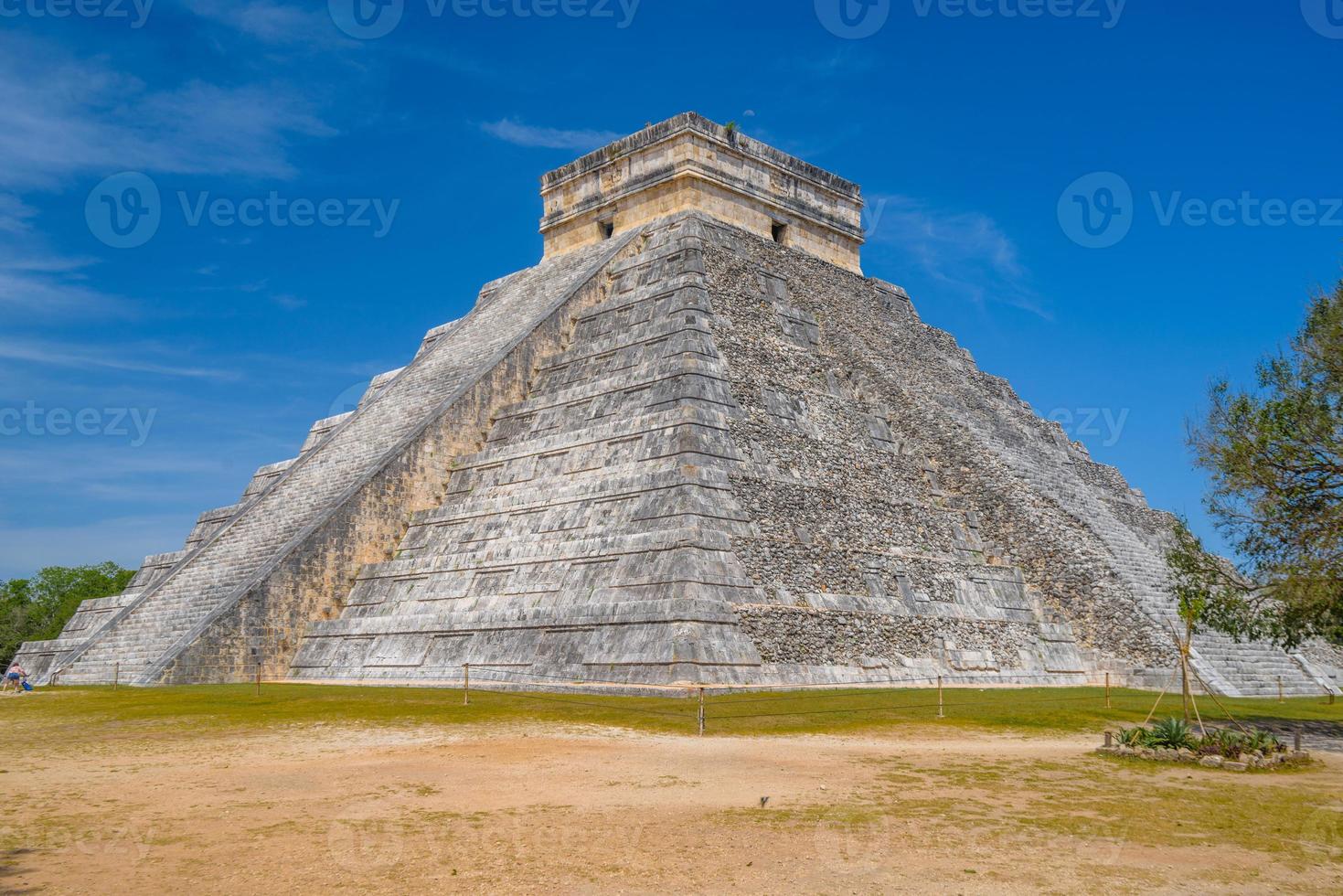 tempelpyramiden av kukulcan el castillo, chichen itza, yucatan, mexiko, maya civilisation foto