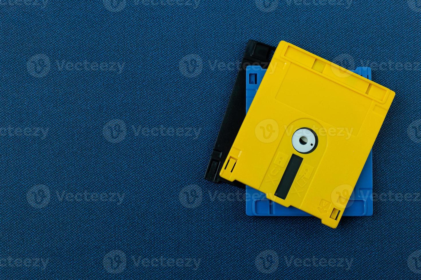 diskett för disksystem vintage teknik bild ovanifrån. foto